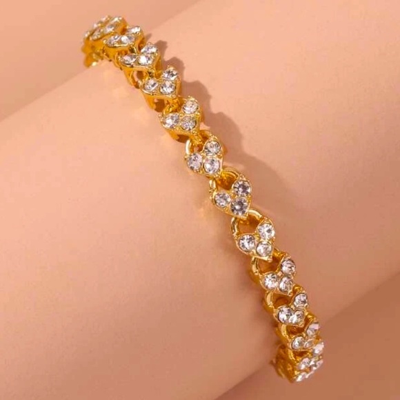 Gold Swarovski Elements Heart Tennis Bracelet - Picture 4 of 6